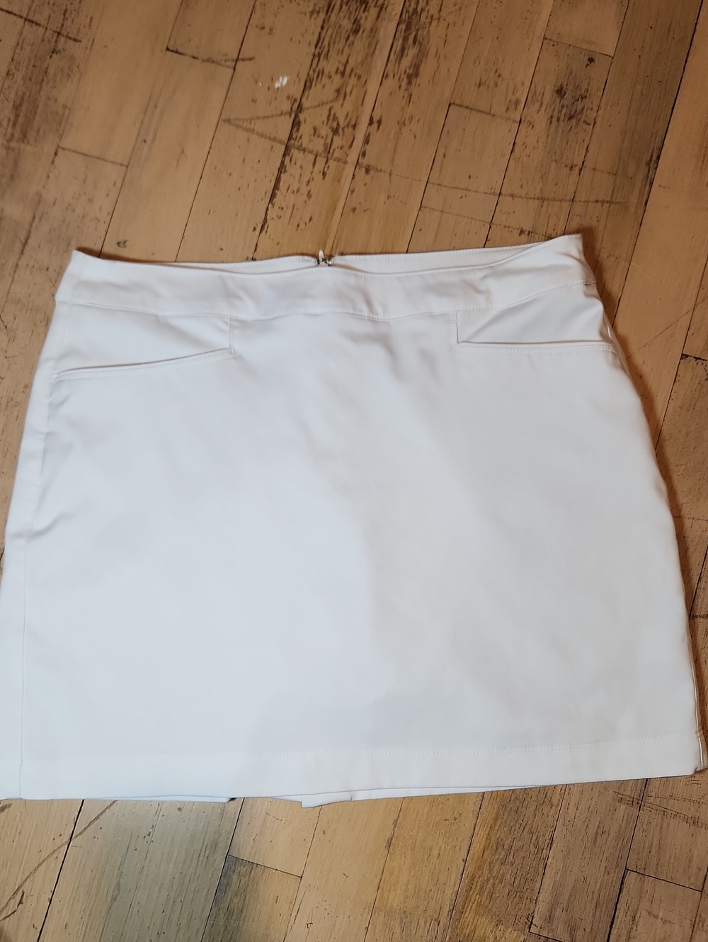 PGA Tour White Women's Stretch Skort